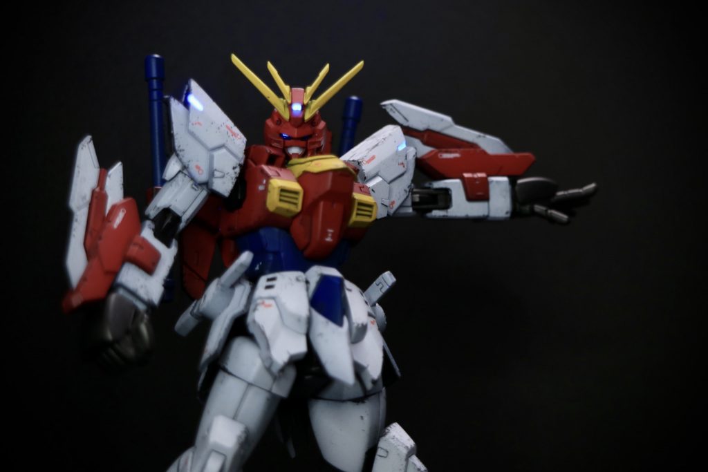 ブラックライトでメインカメラなど発光します！