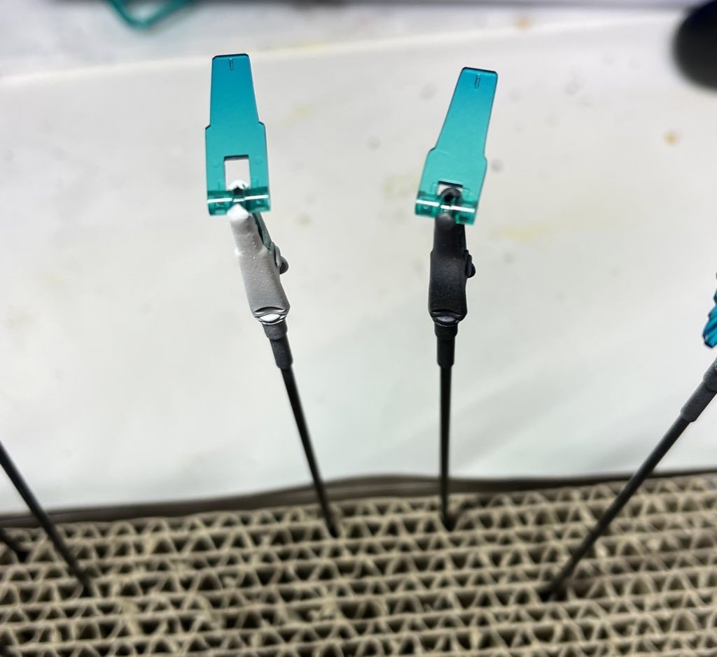 実はめちゃめちゃこだわったクリアパーツのグラデーション。しかし、組み立てるとほぼ分からずw