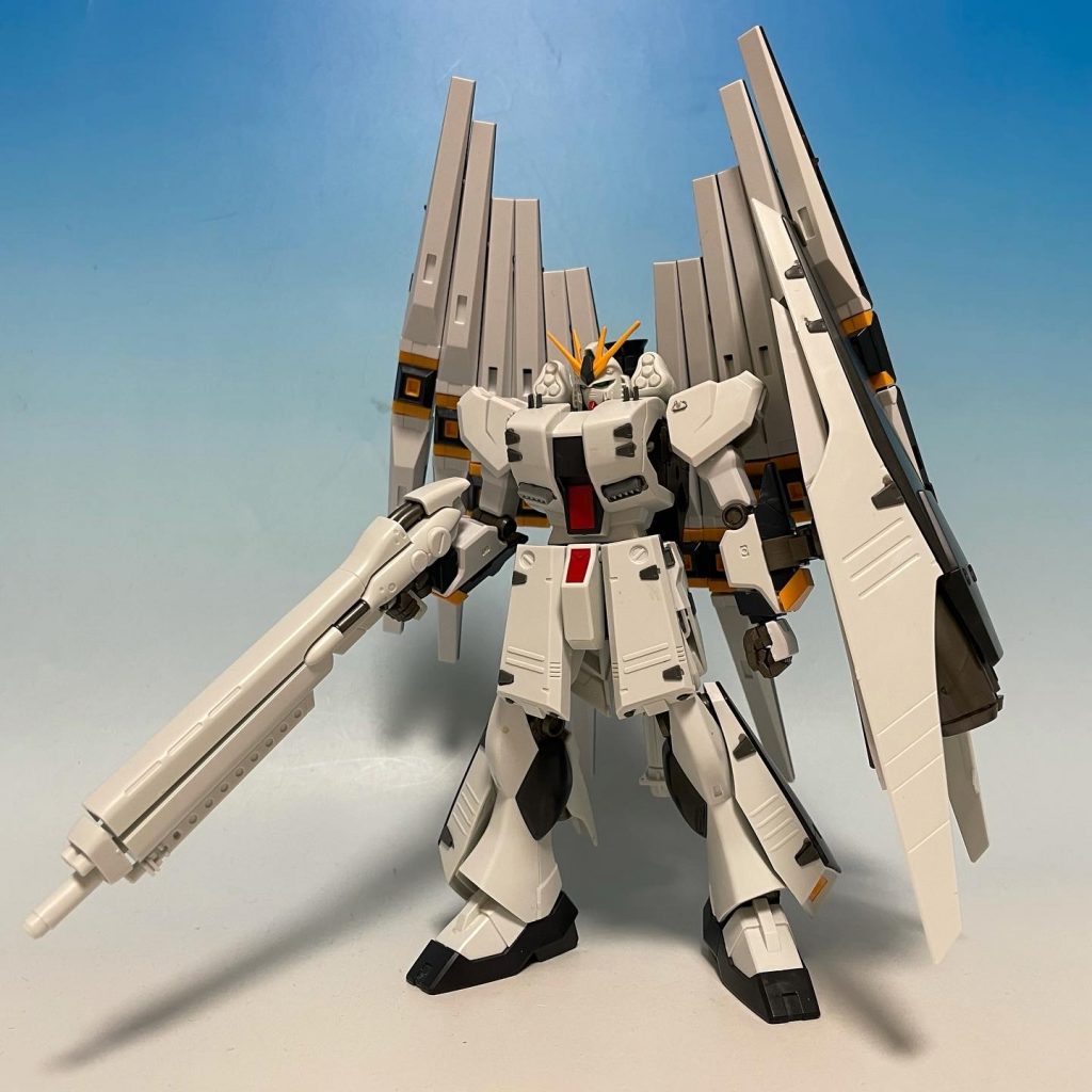 塗装する前段階でシルエットの様子を見ております。