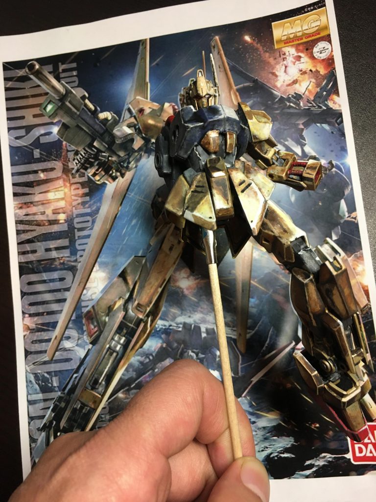 右腕と右脚はまだつけていない状態での色味チェック中