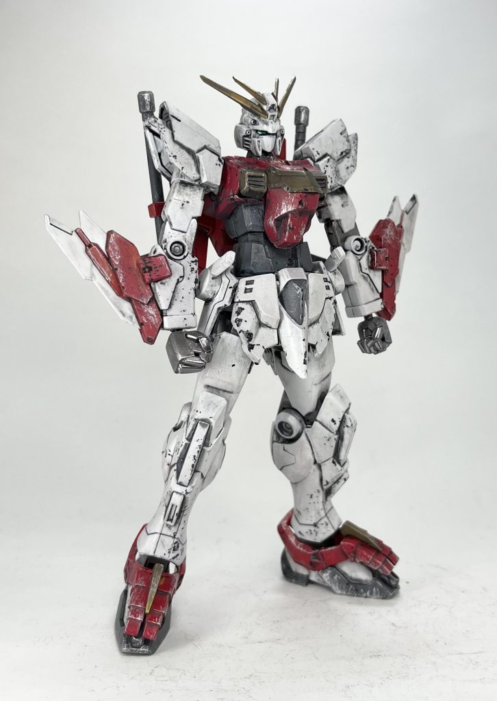 HGFCゴッドのパーツも手持ちがあったのでヘッドパーツを2個分作っていますまた脚のクロー部分もゴッドの腕側のパーツを使って小型化しました