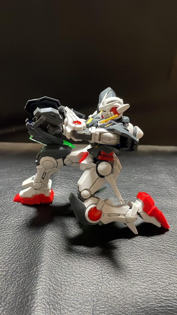 最後は正確な射撃をするイメージでしゃがみ撃ちでのポージングです😊