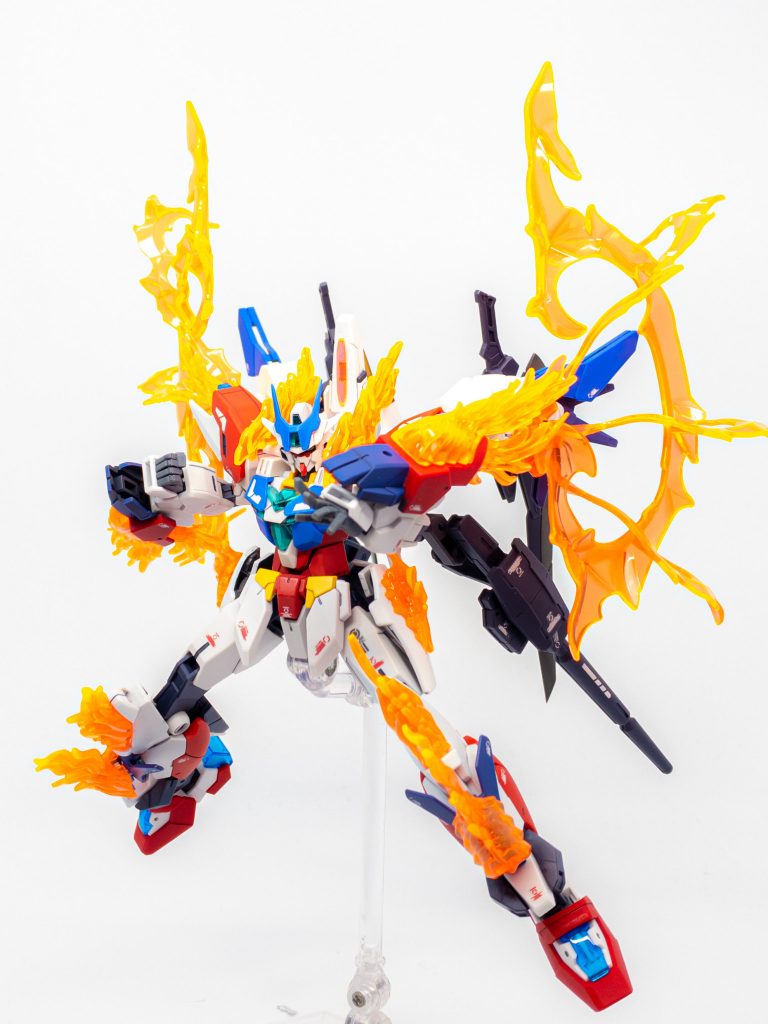 全身に炎を纏い、次元覇王流拳法の様々な格闘術を繰り出すことができる。