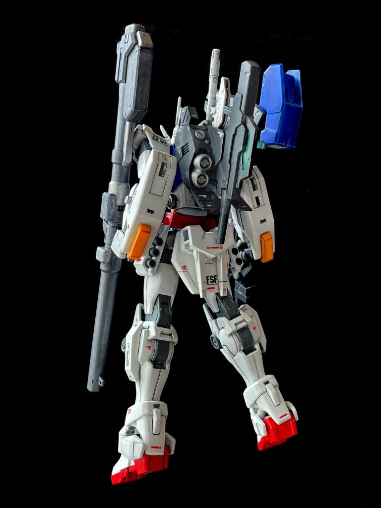 長時間の継続作戦にある程度対応できるよう、サブウエポンや専用装備を同時に所持できるように最適化。