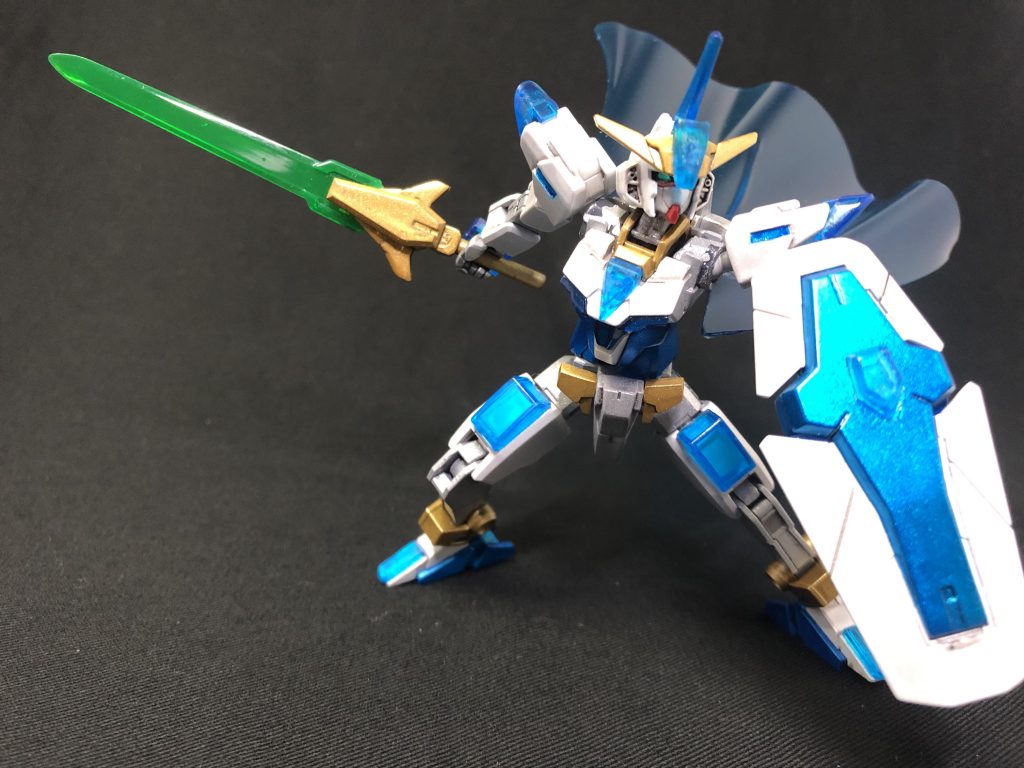 [クロノ]本機を駆るダイバー。彼は至って普通の少年だが、X-ELダイバー[チー・リン]との出会いによって運命が大きく変わったダイバーの一人でもある。以前イブキとともにヒロトからコアガンダム(の予備)を譲り受けたが、その後彼らが再び出会う頃には数年の月日が流れていた…。