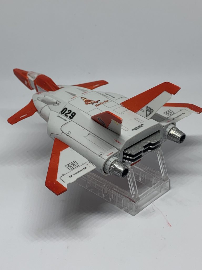 バーニアはガンダムマーカーのメッキシルバーで塗装してあります。