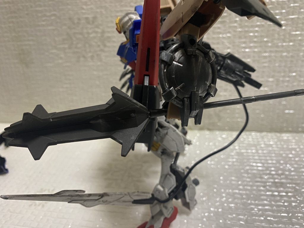 グシオンリベイクフルシティのサブアームにも30mmの装備を装着しました個人的に30mmは鉄血のオルフェンズの雰囲気に合うものが多くかなり愛用してます