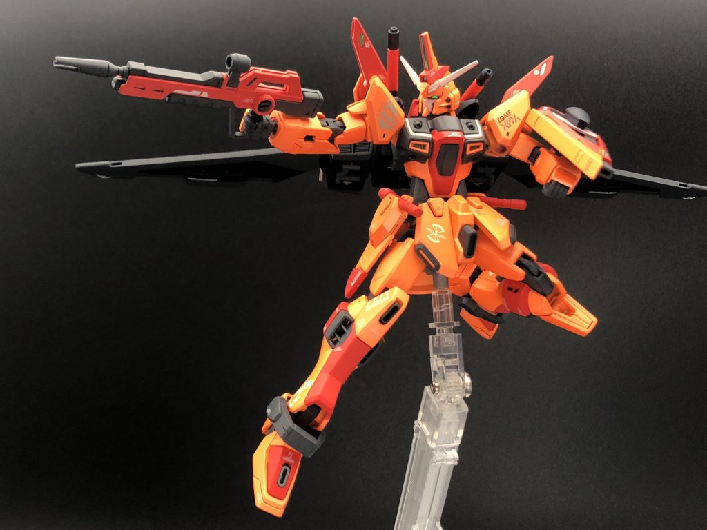 デカールは自宅にある各種種系デカールからあれこれ拝借。ちなみにオレンジを基本としたカラーパターンは某ロボットゲームをパ…リスペクトしました(