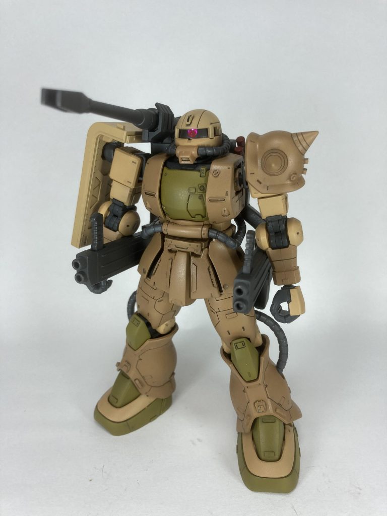 正面　ビッグガン有