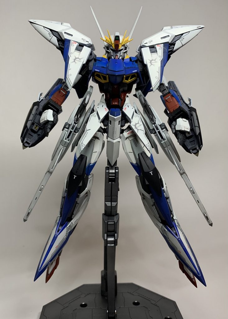 特徴的な足まわり中心にディテールアップ。