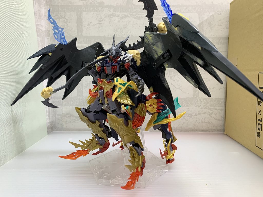 迫力が足りないと思い結果こんな感じで盛りまくりました。最近のSDのパーツは使いやすいです。