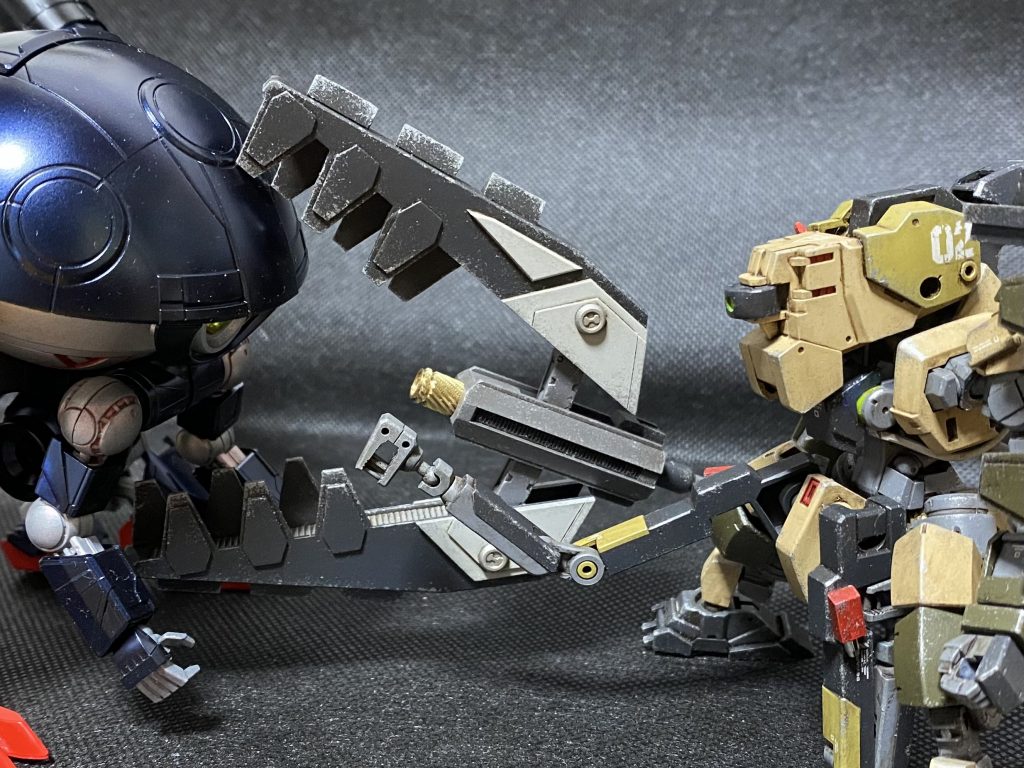 だいたいプラ板からスクラッチ。恐竜っぽく。