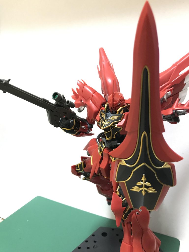 ライフルとシールドシールド表面の色分けは完璧で、シャープな作りなので満足