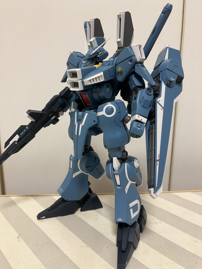 スプレー吹く予定だった日が極寒でマズイだろうなぁと思いつつ、今日吹かなかったら数ヶ月ほったらかしになるだろう、と強行しました。案の定一部白くなりましたw   そんな時、私の必殺技を繰り出します。「これはこれで好き!」と呟きます。大体はこれで乗り切れます。