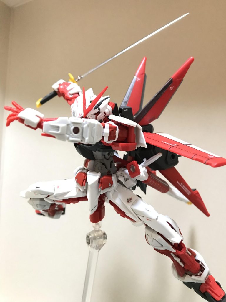 ガーベラストレート⑤せっかくなので逆手に持たせてみました