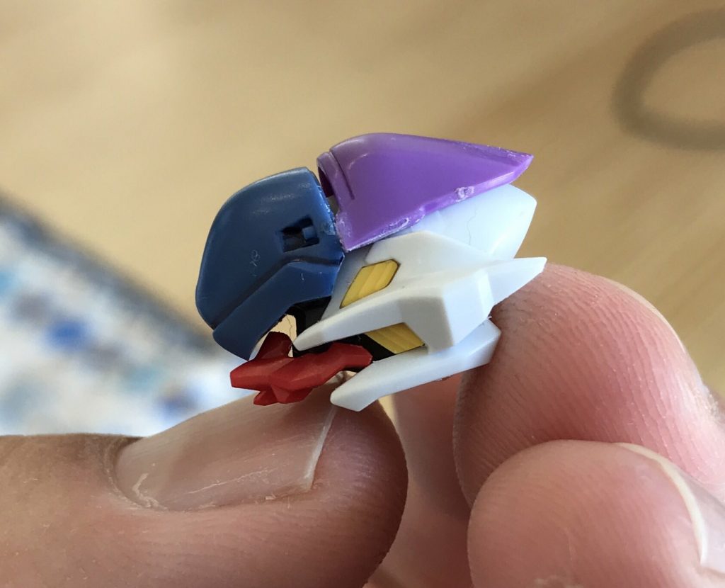 製作中3こだわりの頭部はルプスをベースにケンプファーの前側のエヴァの後頭部を繋ぎ曲線の繋がる滑らかなラインを再現しています。