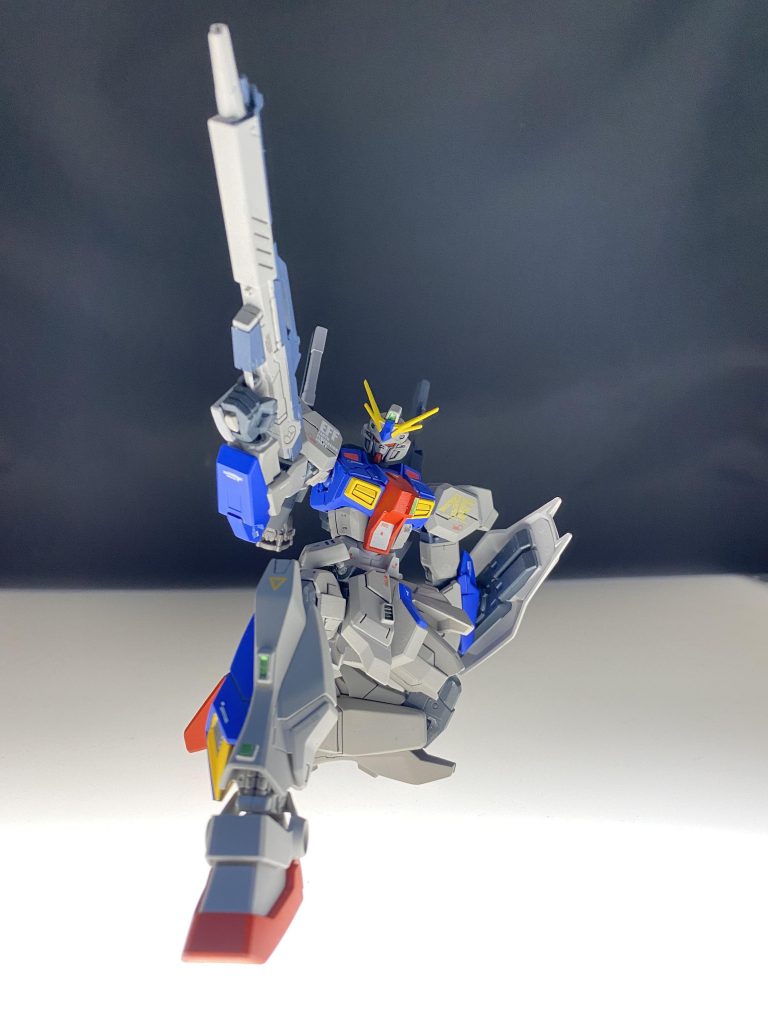 頭部は弄ってません。トリスタンは歴代ガンダムの中でもかなりイケメンだと思っています。