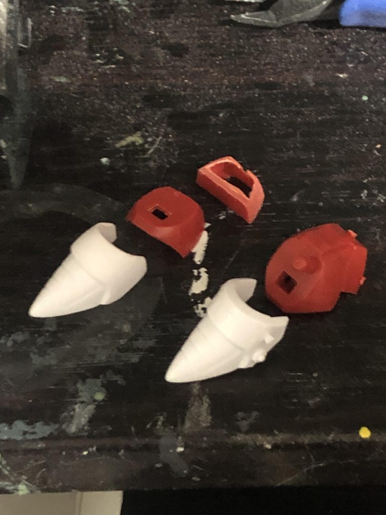 足にはジージェネエアマスター、武者真駆参の肩アーマーを使用。ジャンクはどこで役に立つかわからないですね。