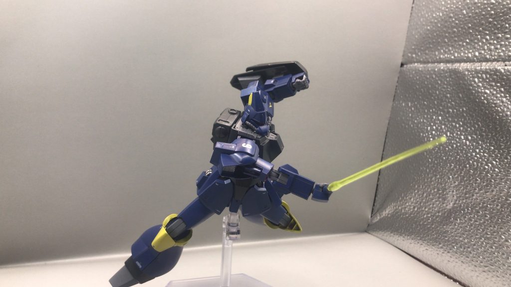 ビームサーベルでポージング