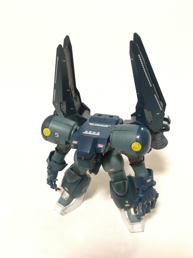 上部から。エアブラシにてアクリル塗装後にエナメル塗装でウェザリングを施しています。