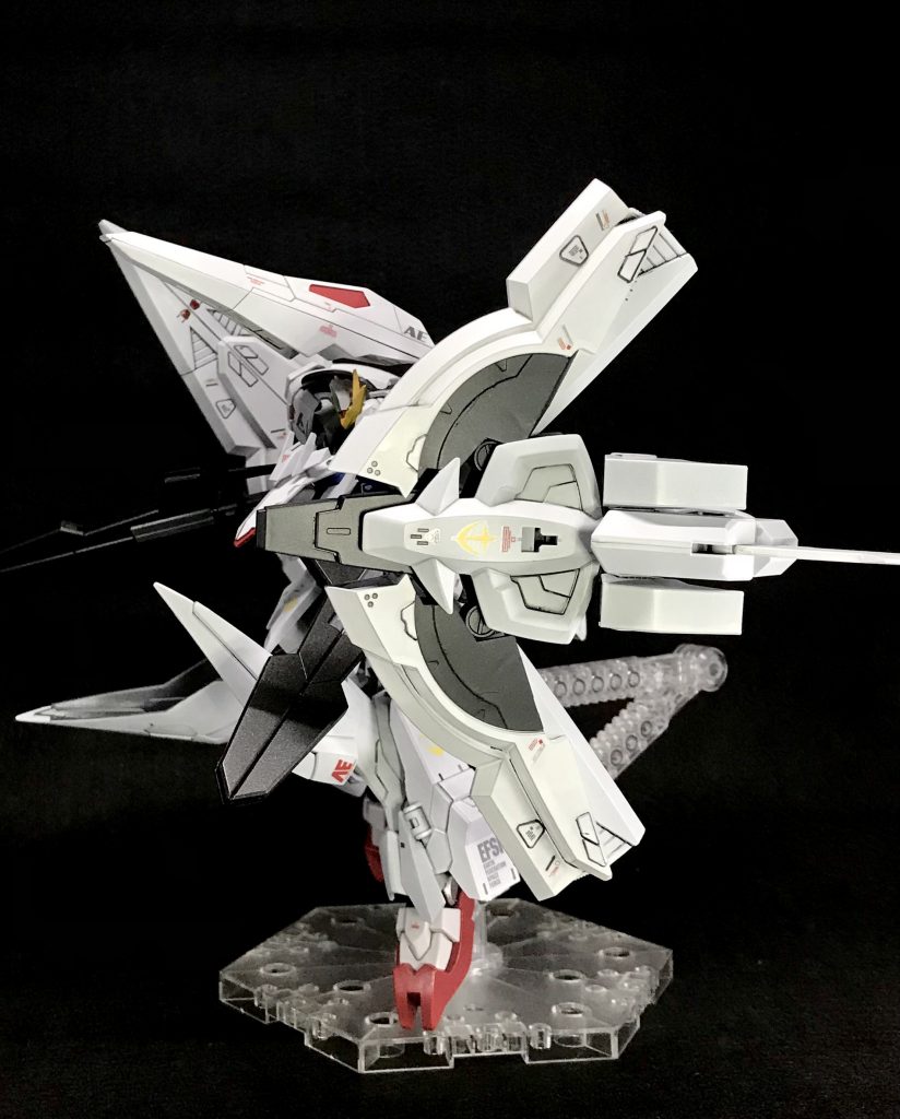 ジャンクパーツは結構あったので、とにかくある物全部使ってやろうって気持ちで挑んだものの、後半はシルエットを大事にしたいと思って結局引き算しました💧