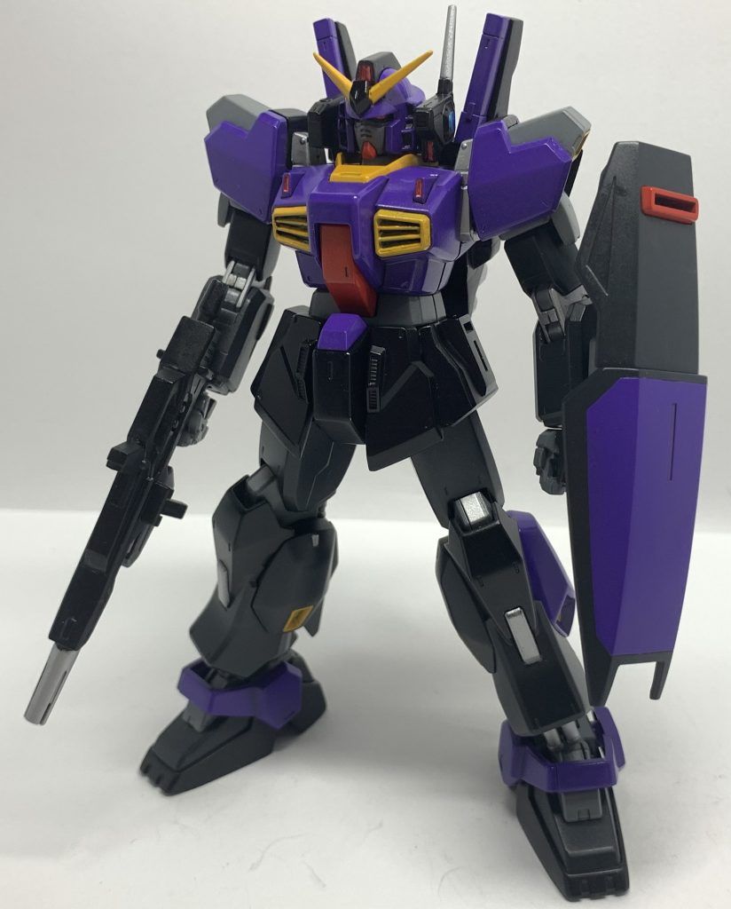 塗装が終わった状態です。この後にRGガンダムMK-Ⅱ用ガンダムデカールを貼ってクリアーを吹いて完成となりました。