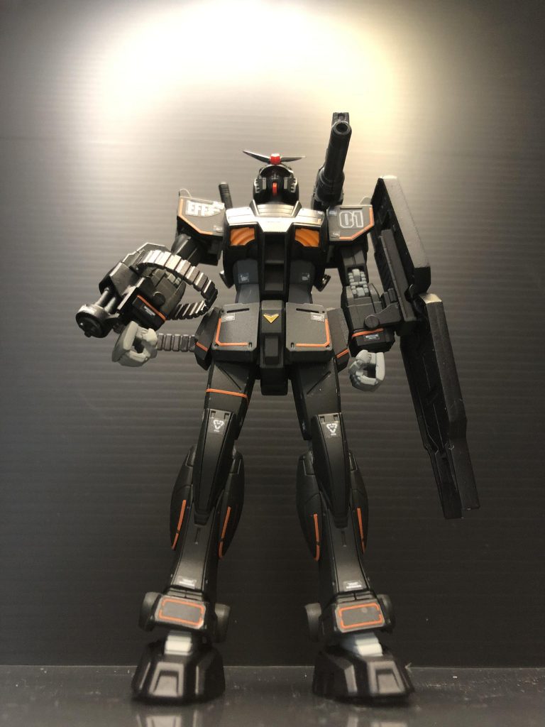 黒ではなく、濃いグリーンオリーブブラックっぽい調色で塗装しました。