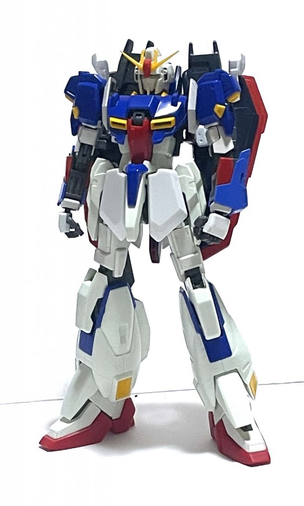 ウィングバインダーに変なものがついてますが、