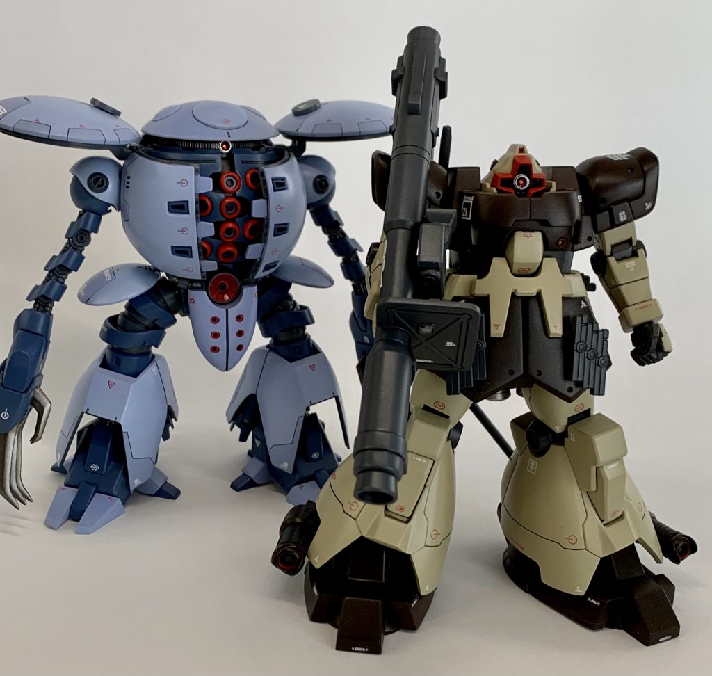 完成の順番を追い越されたカプールとツーショット。ガンダムUC ep4でジオン側のMSは20種類ほど確認出来ました。少しずつ拡張していく予定です。