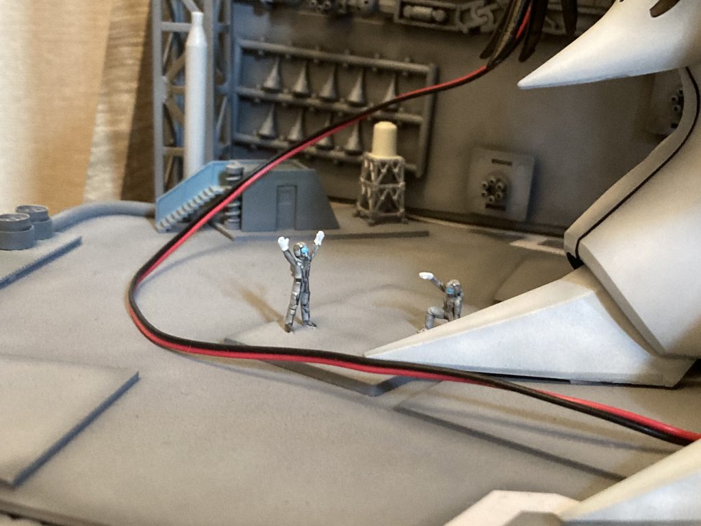 整備士のフィギュアです。筆塗り塗装しました。