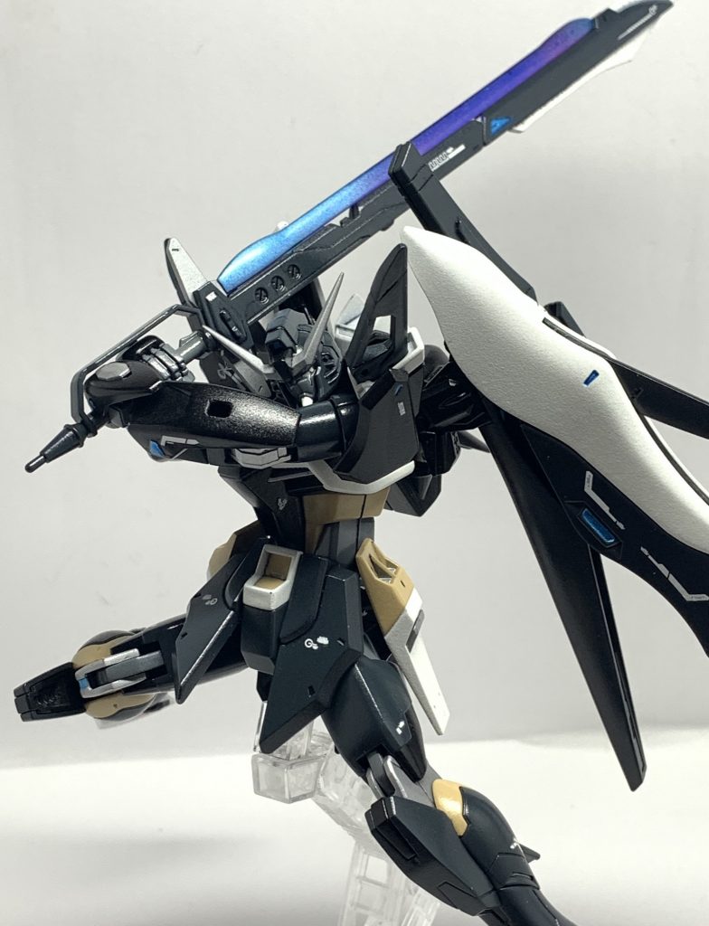 アロンダイトビームソード構え3。