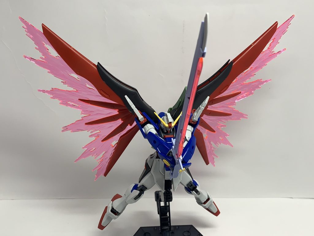 アロンダイトビームソード両手構え。