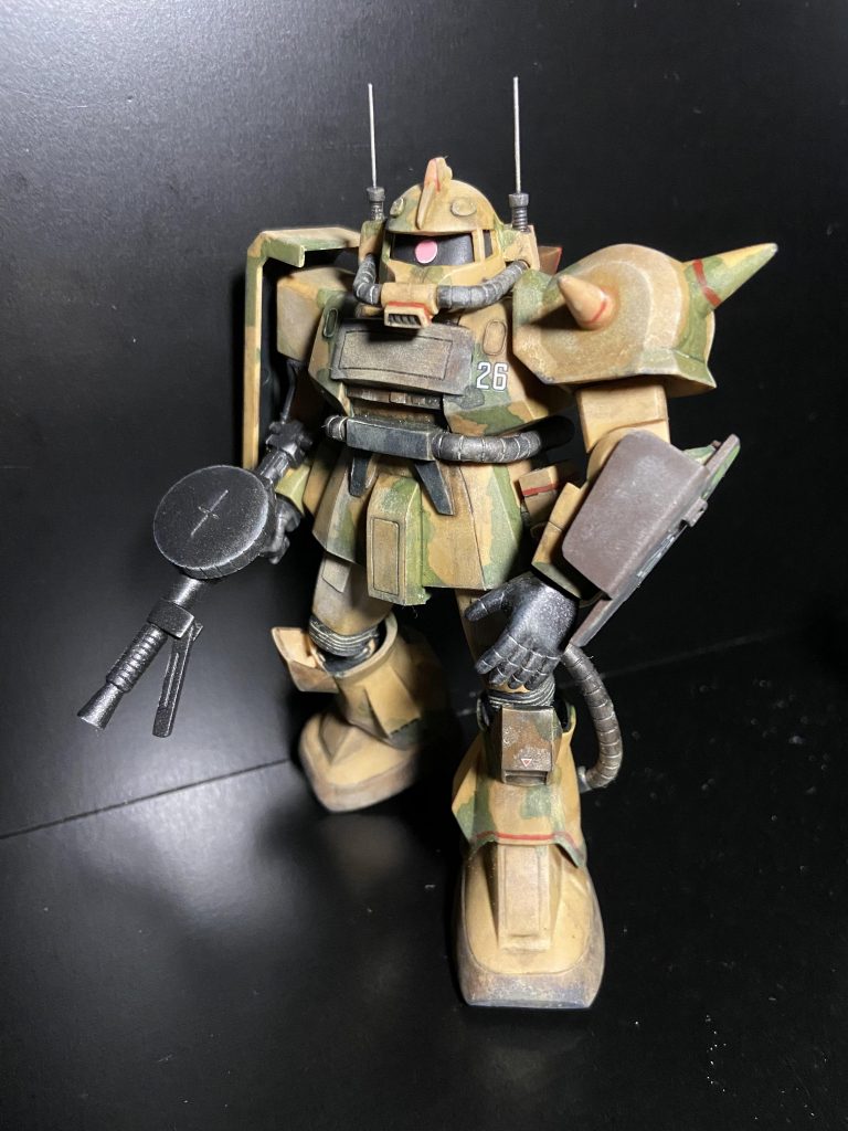 初めてこんなに汚しました！黒、赤、ガンメタ以外はウェザリングカラーとウェザリングマスターしかほぼ使ってません。
