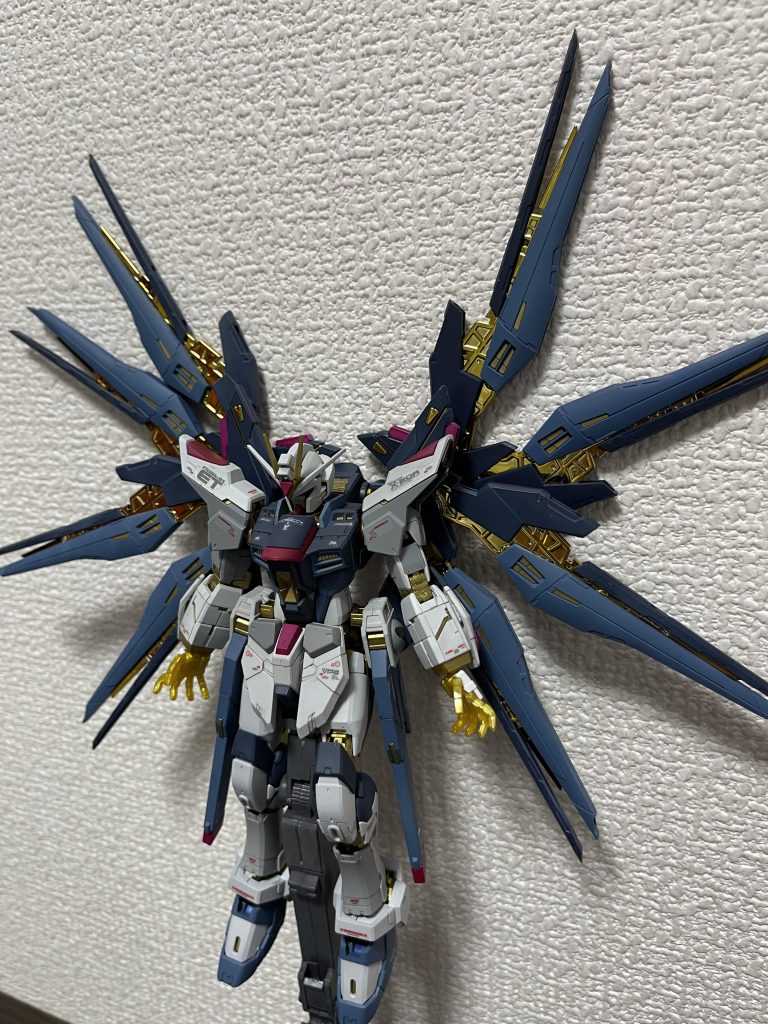 色んなポーズをもっとがんばればよかった、、theストライクフリーダムのポーズすらも無理だった(笑)