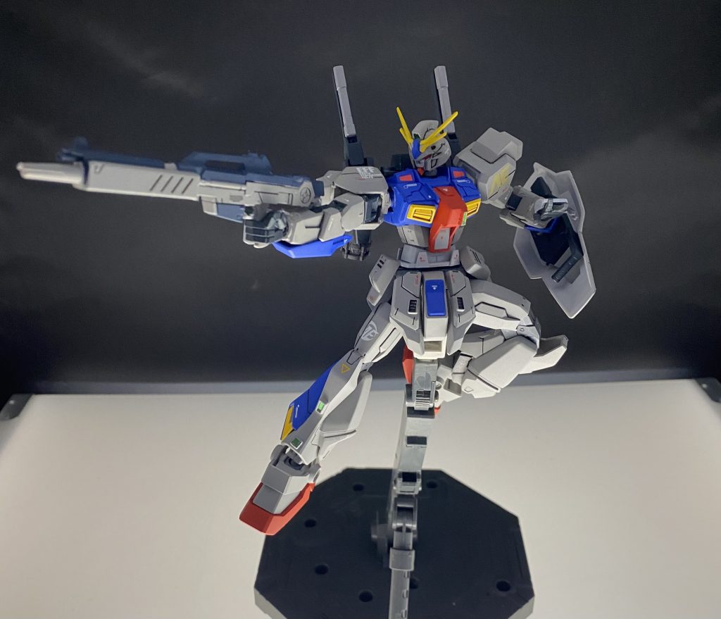 元キットよりは可動増やせたかと思います。HGの良さを再認識させてくれる良いキットでした。ご覧いただきありがとうございました。