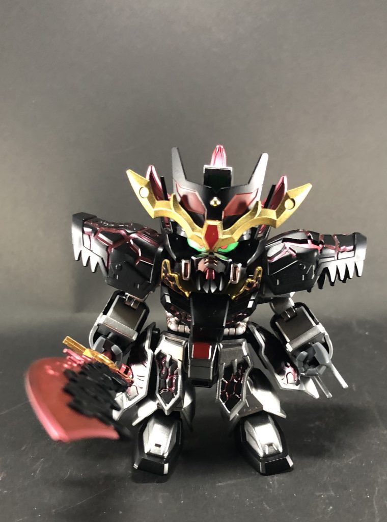 禍々しいデザインでまさに悪役という感じです！