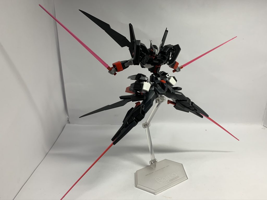 ビームサーベル最大発振。