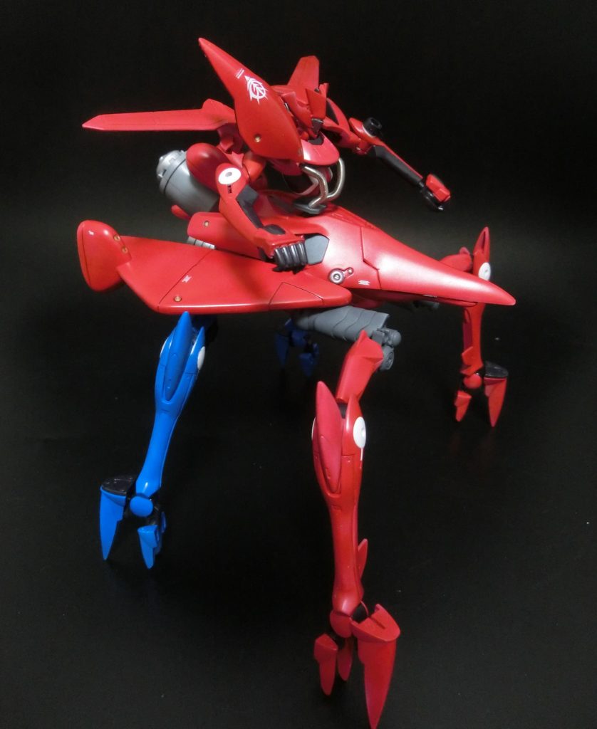 後ろ足も青のイナクトを流用