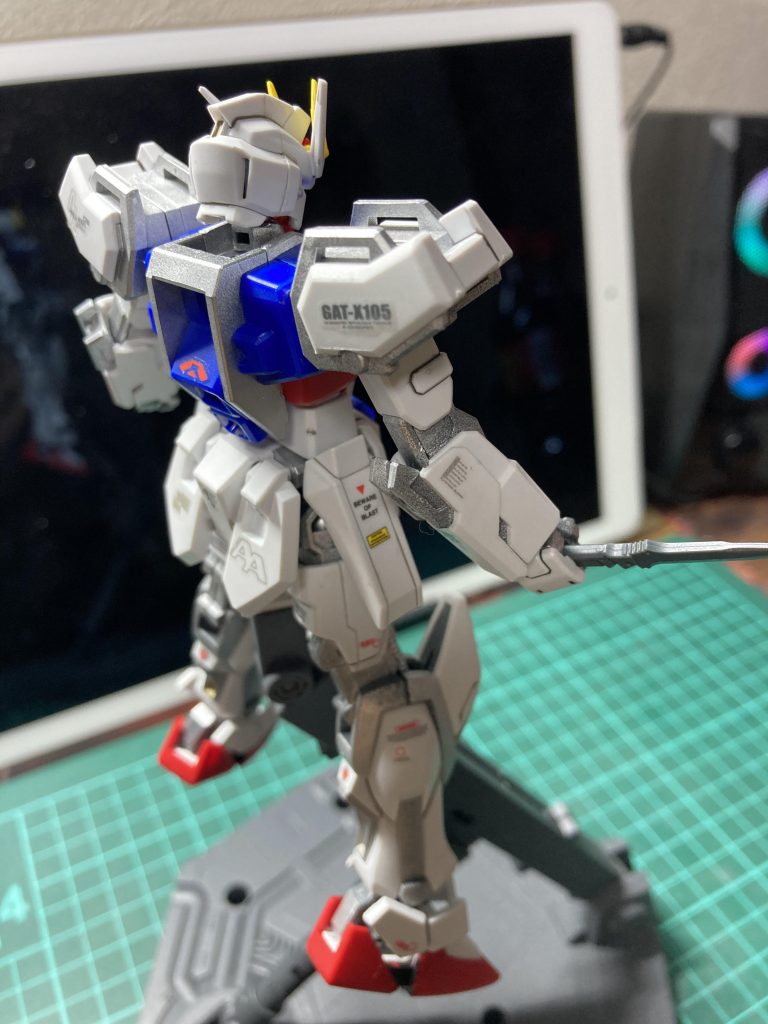 EG LPストライクガンダム–5枚目/制作者：hiroaki9004