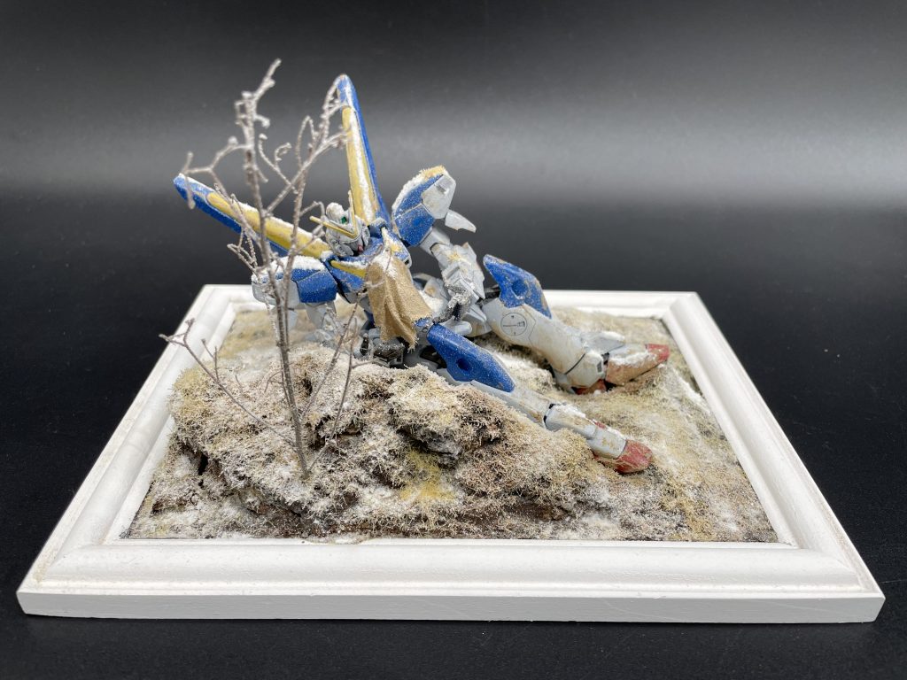 ビネットサイズです。雪景色の製作は初めての挑戦でした。
