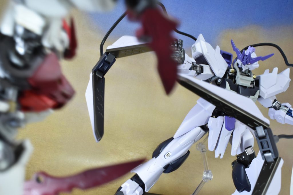 前作のガンダムアドニスと交戦!!特にストーリーは考えてないのでこういう場面があるかもしれない!よくあるオープニング映像詐欺みたいに対峙しないかもしれない!!!皆様のご想像にお任せします!!(放り投げ)
