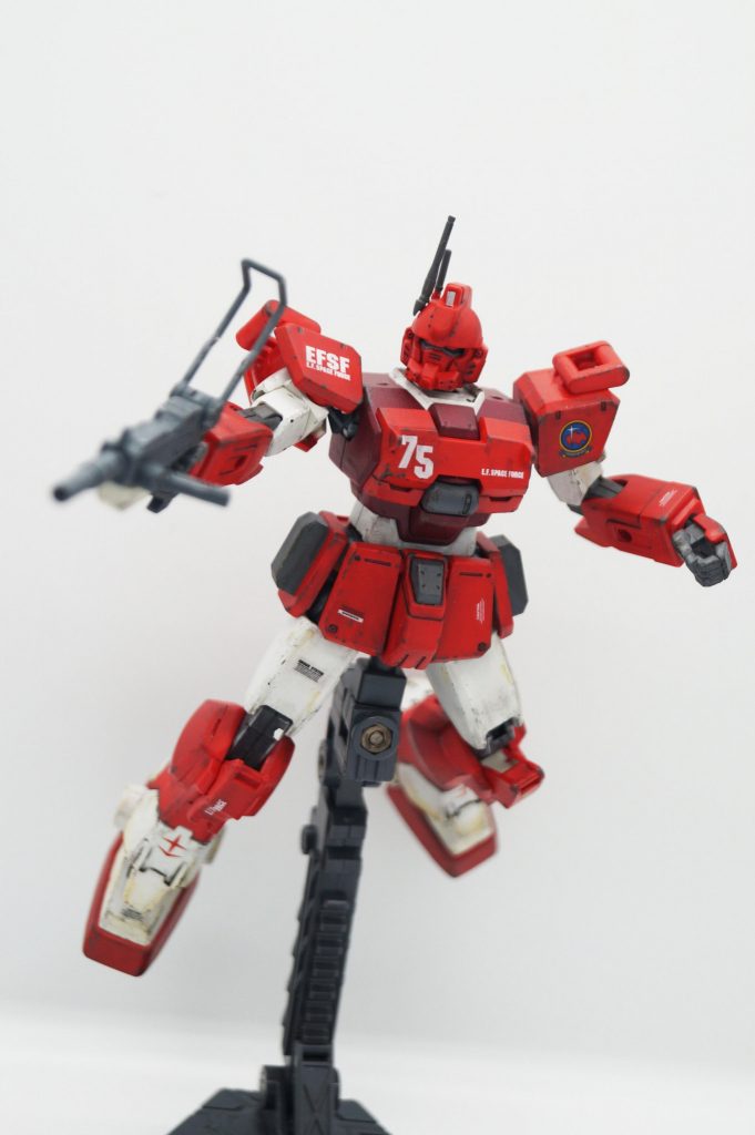 とはいえ、「この機体はこの世に存在する！」と強い念を込めながら作成しました。