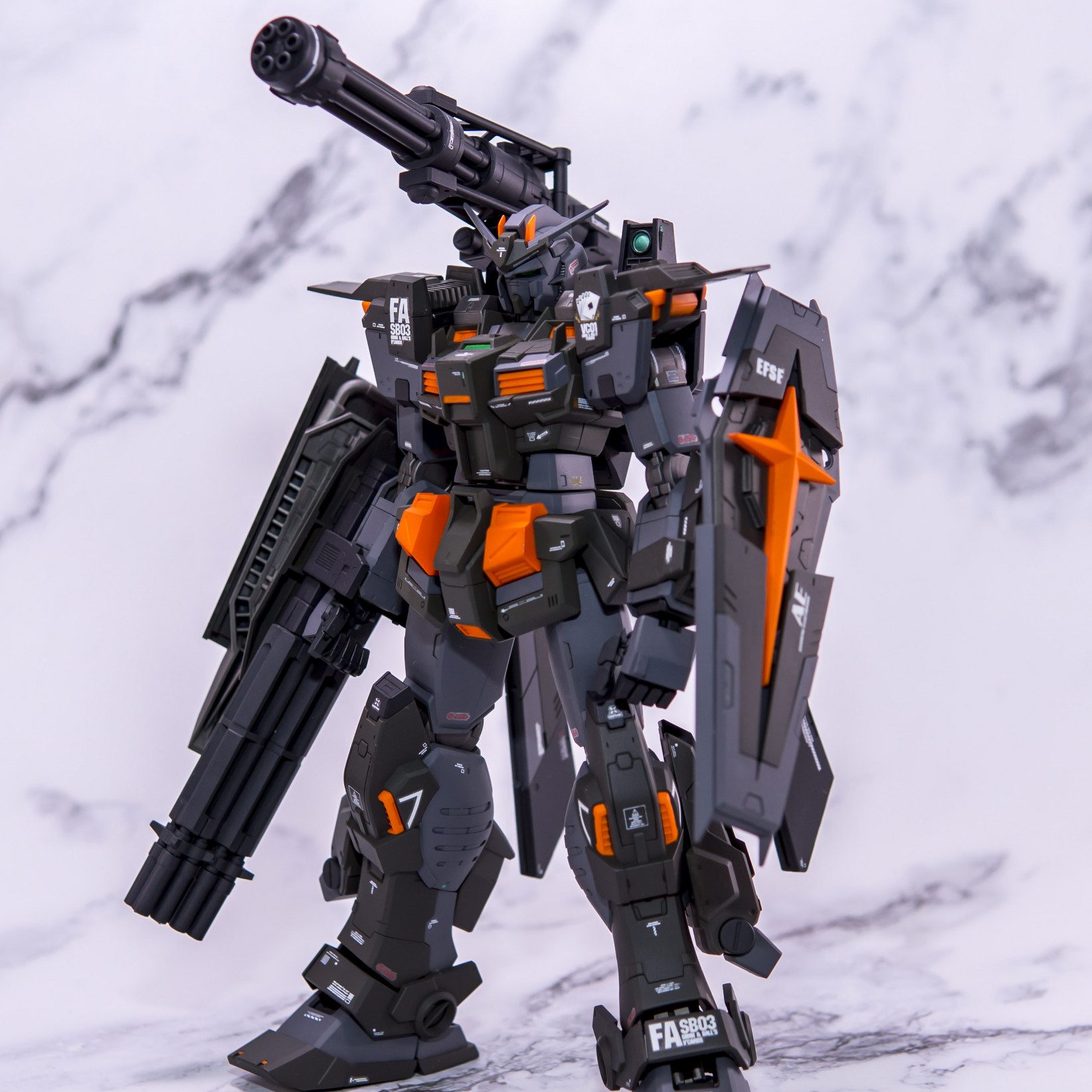 MG ガンダムストームブリンガー F.A （ジム・タービュレンス）塗装済 