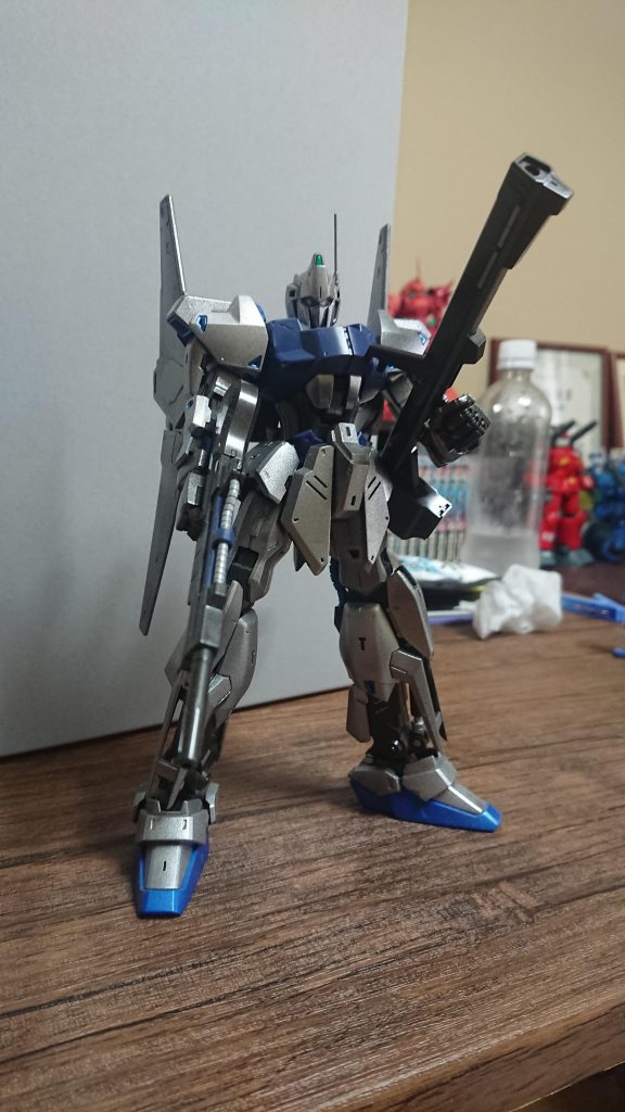 スミ入れ・デカールは久しぶりの全塗装で怖くて無理でしたね（笑）