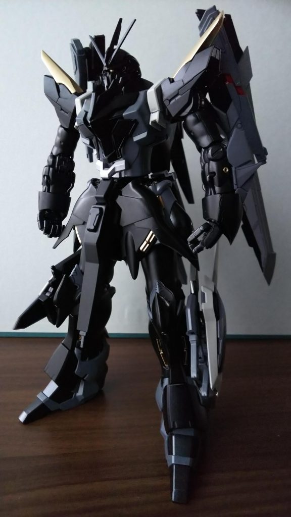 強襲型 シナンジュ・ヴォルストゥ–3枚目/制作者：たつまろ