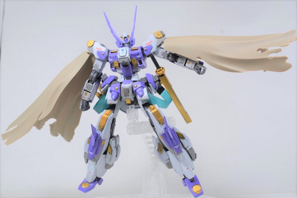 アラビアンナイトの舞台は砂漠のイメージが強かったため、肩にMSG サイドマントを付けてみました。着脱も可能です。