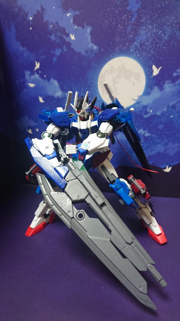 メイン火力装備として大剣とビーム両方の用途として使える武器を作成。