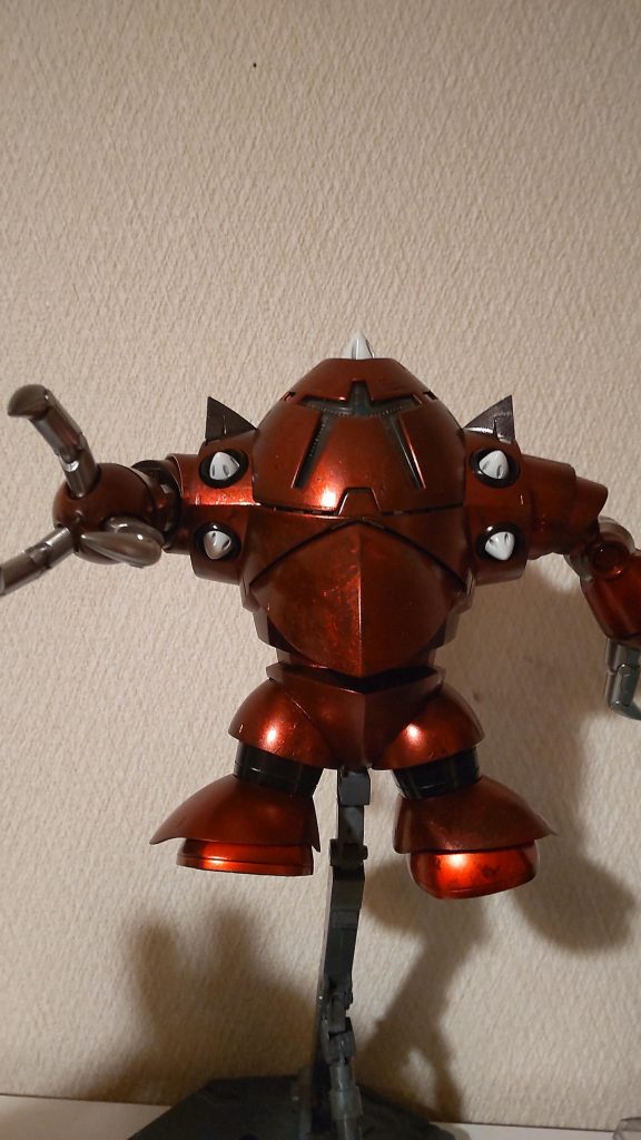 ＨＧのゾックです。中身も塗装しましたが写真を取り忘れました。