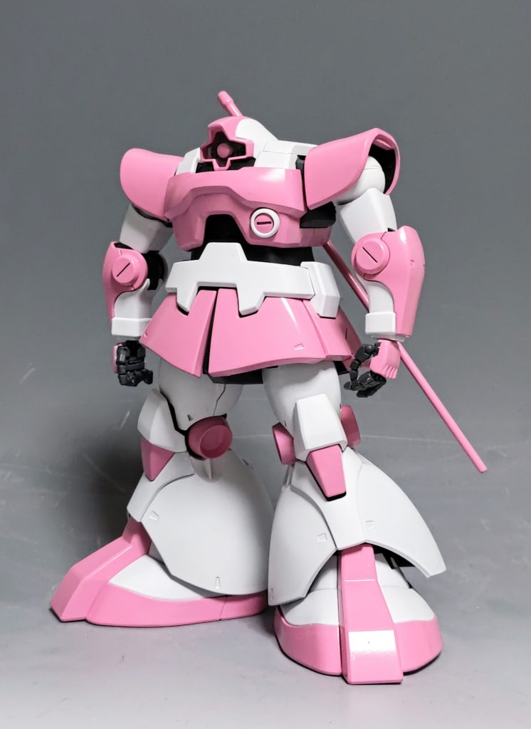 背中のサーベルはイチゴポッキーでも代用できるかも？🤣