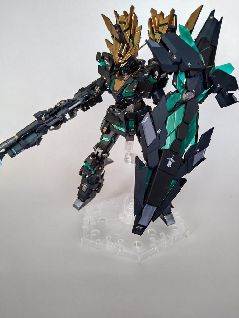 ガンダムUCの中でも好きな機体です。ありがとうございました。